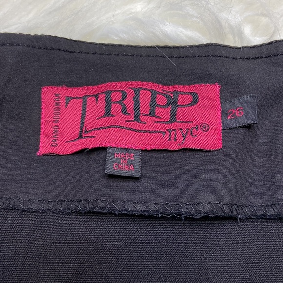 Tripp NYC Torrid VINTAGE Black Ruffle Mock Pleat Goth Lolita Skirt Size 26 PLUS - Picture 8 of 15